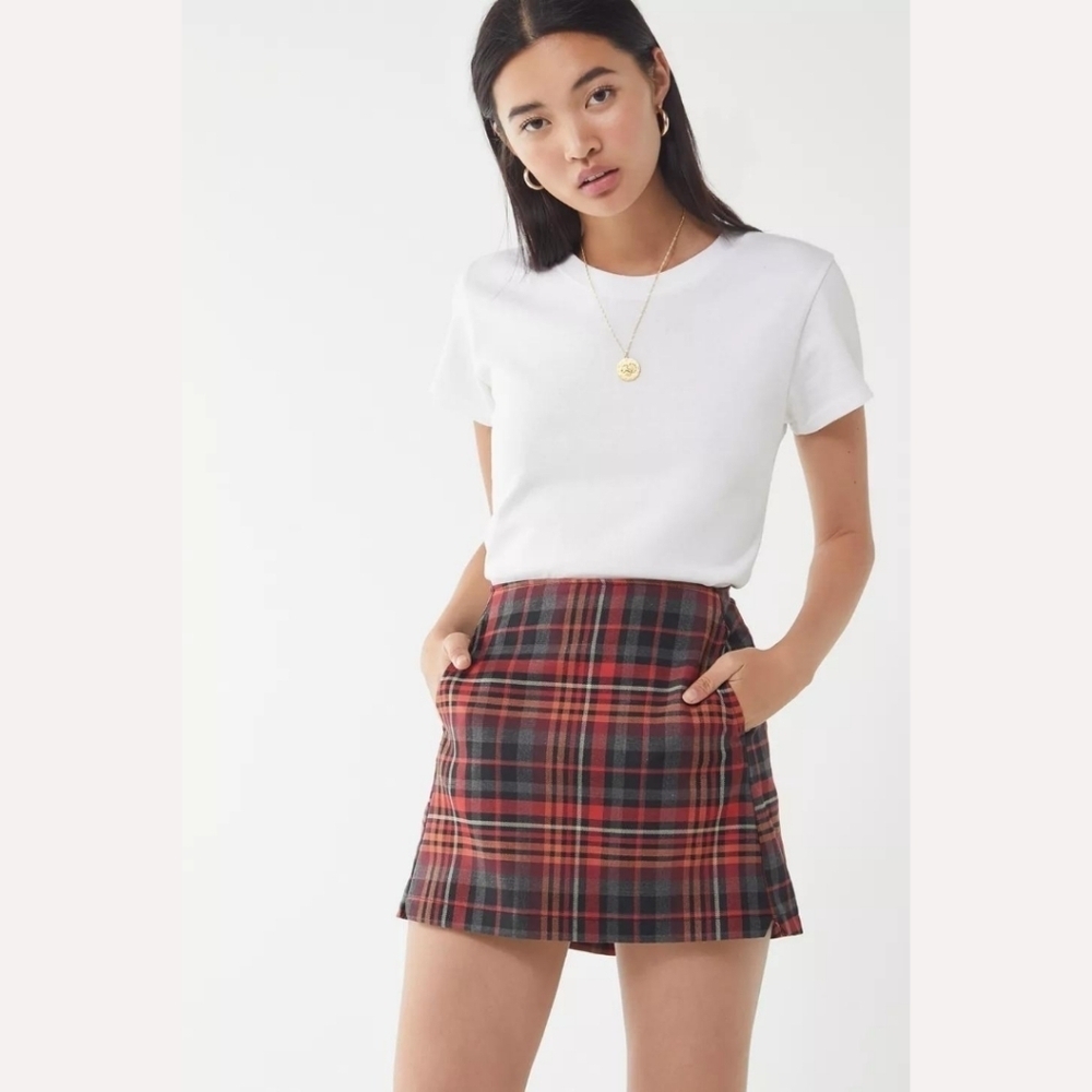 Urban Outfitters XS‎ Red Checkered Pelmet Mini Skirt Academia Plaid Grunge